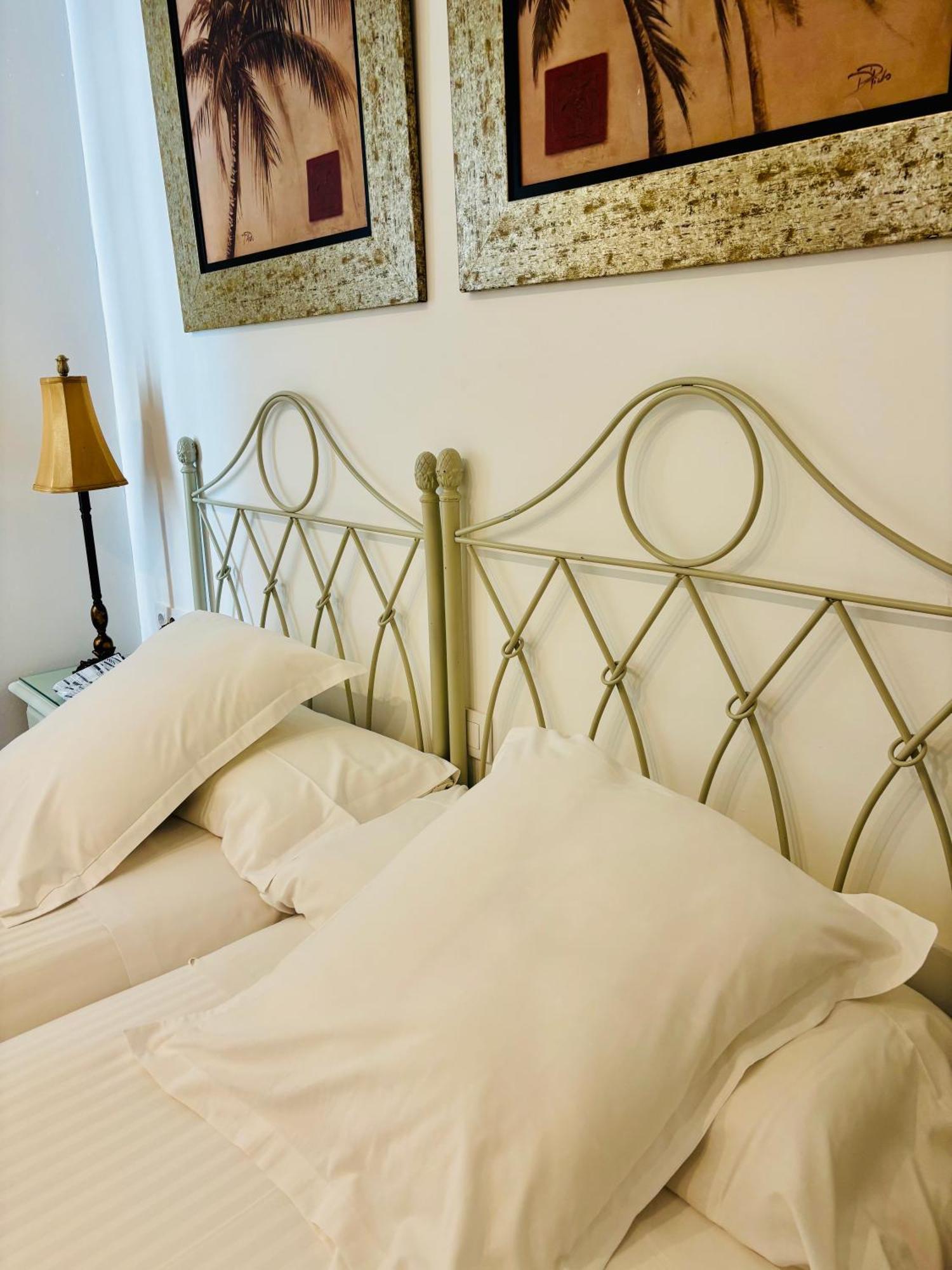 5 Soles Hotel Carmona  Eksteriør billede